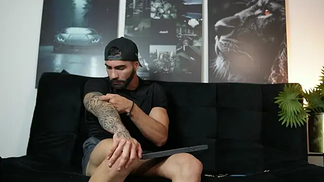 Austin bolt online show from 10, 10, 2025