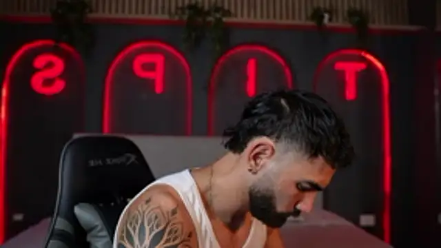 Austin bolt online show from 25, 11, 2025