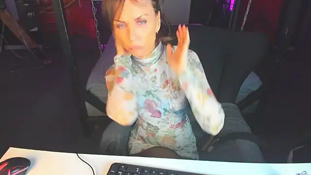 Elizabe th online show from 10, 3, 2025