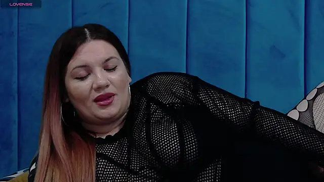 MelanieBrownn online show from 30, 12, 2024