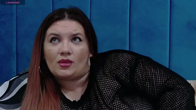 MelanieBrownn online show from 30, 12, 2024