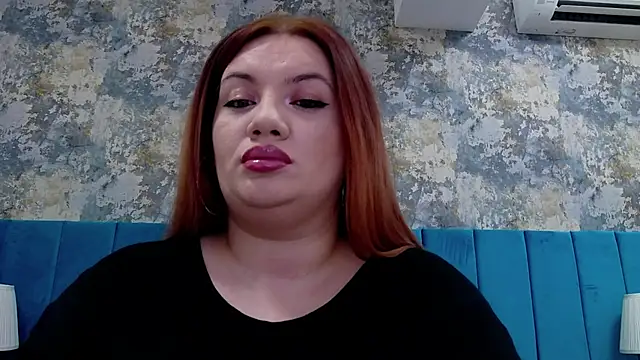 MelanieBrownn online show from 5, 1, 2025