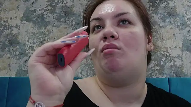 MelanieBrownn online show from 10, 1, 2025