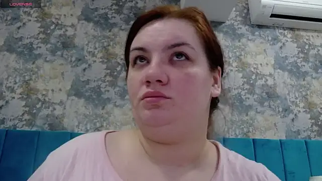 MelanieBrownn online show from 12, 1, 2025