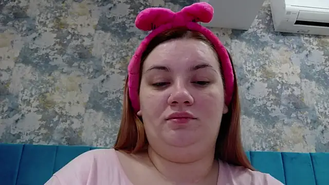 MelanieBrownn online show from 14, 1, 2025