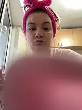 MelanieBrownn online show from 9, 2, 2025