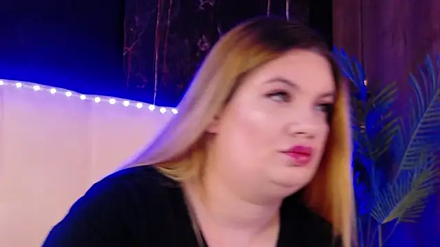 MelanieBrownn online show from 19, 3, 2026