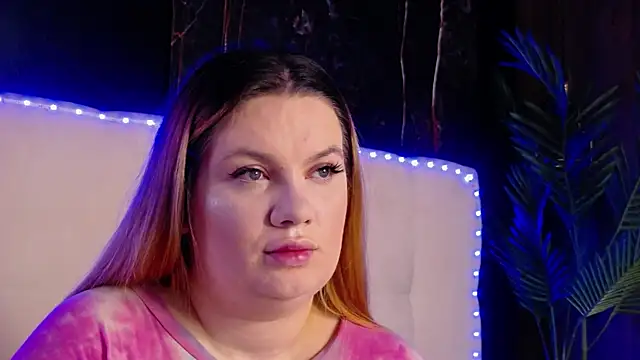 MelanieBrownn online show from 5, 4, 2026