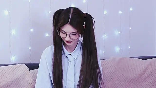 KimWilli online show from 30, 1, 2025