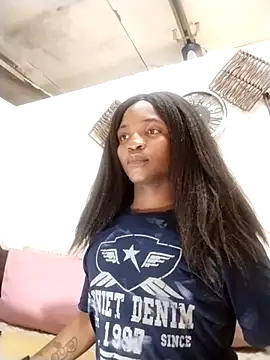 Snapshot of RoyalQueenxx chatting on 27, 2, 2025 RoyalQueenxx online show from 27, 2, 2025