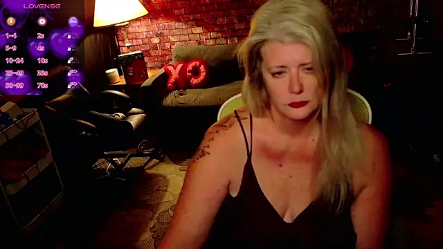Snapshot of AliceHarlot chatting on 13, 2, 2026 AliceHarlot online show from 13, 2, 2026