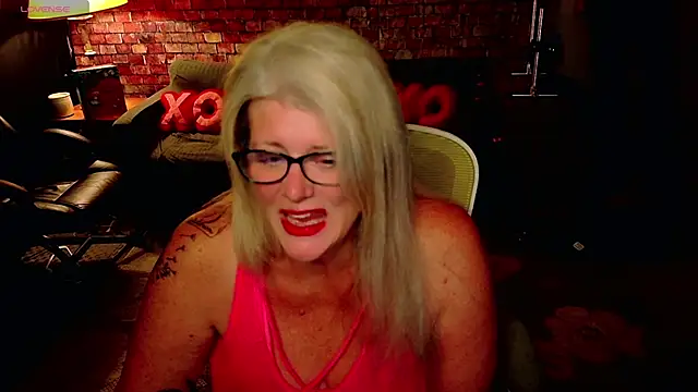 Snapshot of AliceHarlot chatting on 17, 2, 2026 AliceHarlot online show from 17, 2, 2026