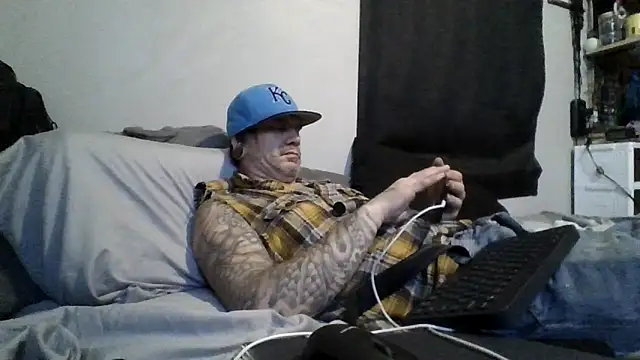 clitstitsandbongrips online show from 3, 11, 2025