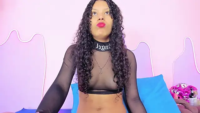 Snapshot of Mingie_Rouse chatting on 25, 11, 2025 Mingie Rouse online show from 25, 11, 2025