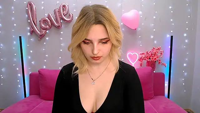 Snapshot of tendermeow chatting on 12, 2, 2025 tendermeow online show from 12, 2, 2025