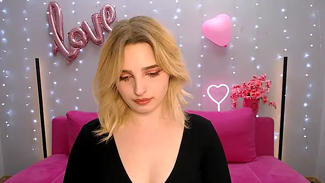 Snapshot of tendermeow chatting on 12, 2, 2025 tendermeow online show from 12, 2, 2025