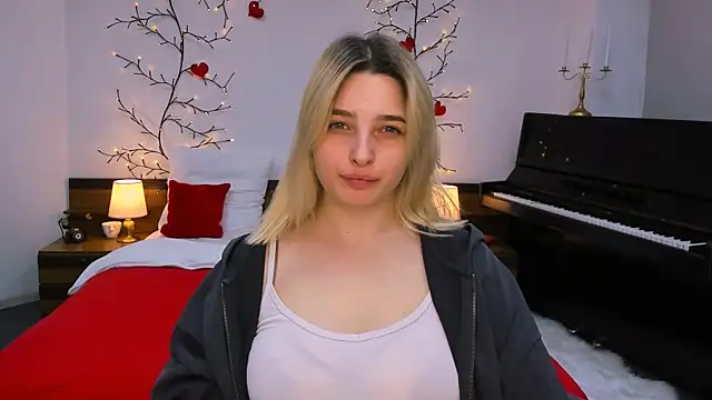 Snapshot of tendermeow chatting on 3, 3, 2025 tendermeow online show from 3, 3, 2025