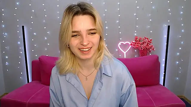 Snapshot of tendermeow chatting on 12, 3, 2025 tendermeow online show from 12, 3, 2025