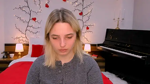 Snapshot of tendermeow chatting on 14, 3, 2025 tendermeow online show from 14, 3, 2025