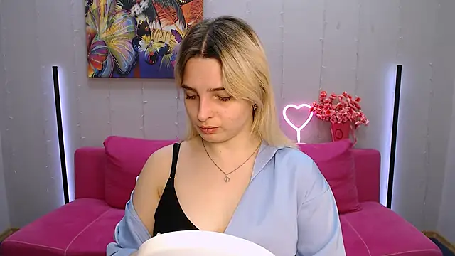 Snapshot of tendermeow chatting on 22, 3, 2025 tendermeow online show from 22, 3, 2025