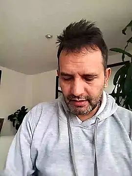 RogueTraveler online show from 3, 2, 2025