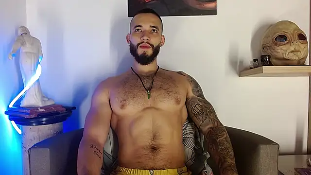Snapshot of Morgann_jones chatting on 3, 6, 2026 Morgann jones online show from 3, 6, 2026