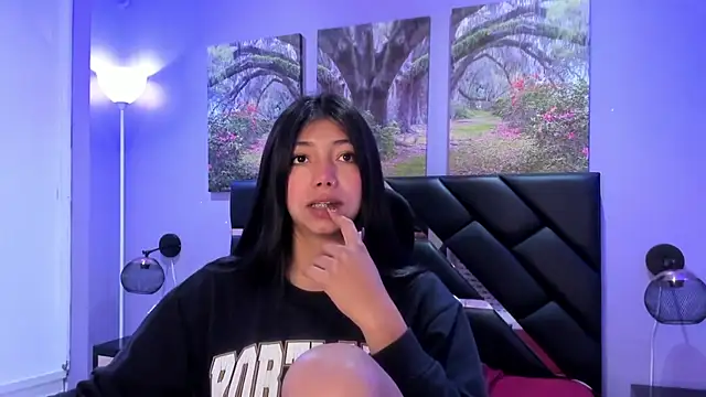 KimberlyVillaLobos online show from 1, 12, 2025