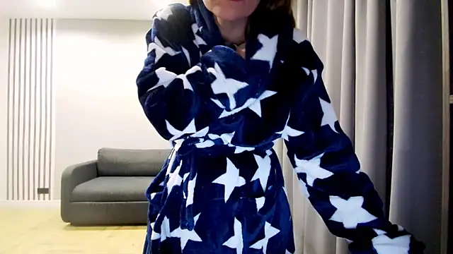 Daniella Lorente online show from 17, 2, 2025