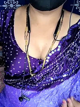 Snapshot of Queen_sakshi chatting on 13, 2, 2026 Queen sakshi online show from 13, 2, 2026