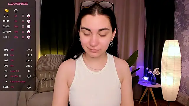 hannacheekss  online show from 21, 1, 2025