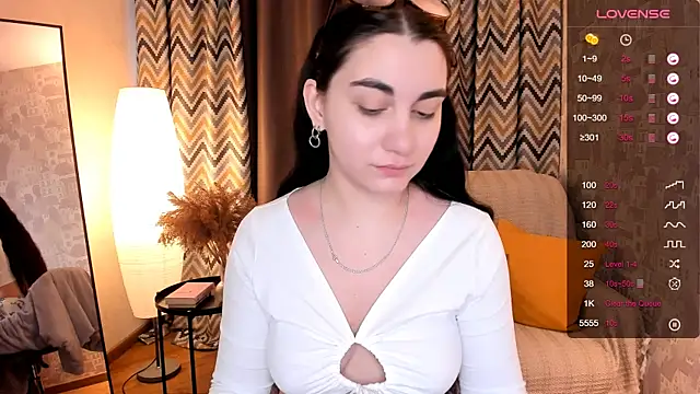 hannacheekss  online show from 11, 2, 2025