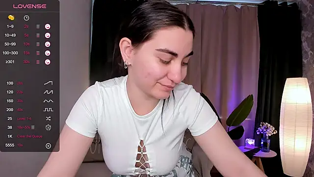 hannacheekss  online show from 19, 2, 2025