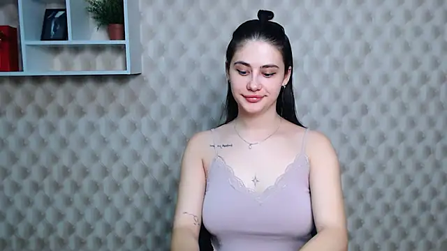 AliceSexyyy  online show from 13, 9, 2025