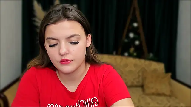 Snapshot of showmeparadise chatting on 4, 1, 2025 showmeparadise online show from 4, 1, 2025