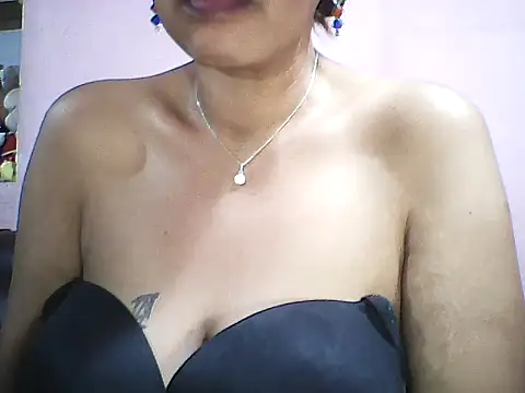 layanah12 online show from 16, 9, 2025