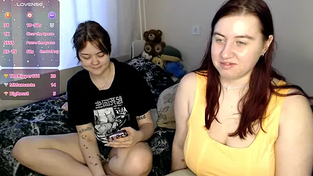 Snapshot of BettyandRich_ chatting on 22, 3, 2025 BettyandRich online show from 22, 3, 2025