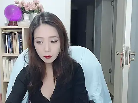 SuSushi728 online show from 26, 11, 2025