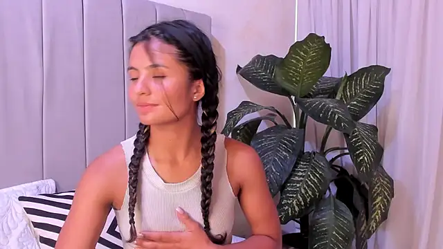 Mindy sweety online show from 25, 2, 2025