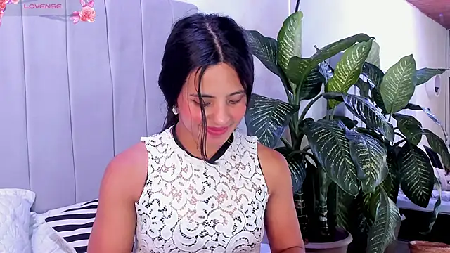 Mindy sweety online show from 10, 3, 2025