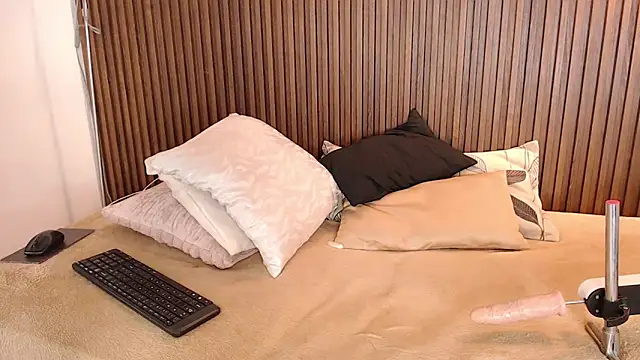 Ifis tiresia1 online show from 23, 9, 2025