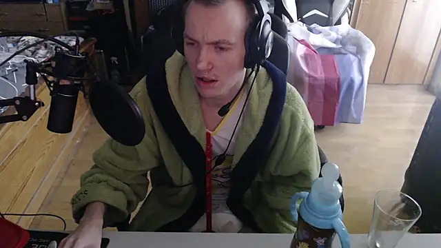 BabyDracoDarkfang online show from 8, 4, 2026