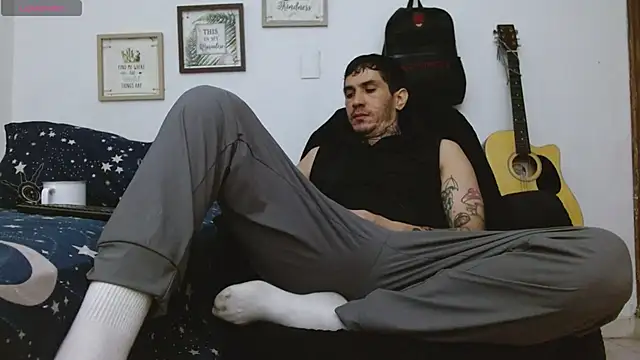 Snapshot of IaDoherty chatting on 20, 10, 2025 IaDoherty online show from 20, 10, 2025