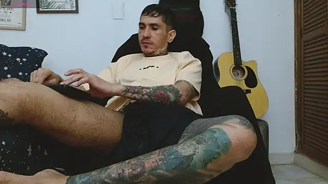 Snapshot of IaDoherty chatting on 25, 10, 2025 IaDoherty online show from 25, 10, 2025