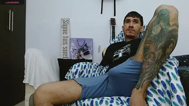 Snapshot of IaDoherty chatting on 18, 11, 2025 IaDoherty online show from 18, 11, 2025