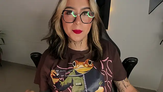 AnnikaMerliahh  online show from 3, 2, 2026