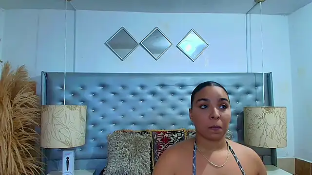 EileenBenzon online show from 22, 11, 2025