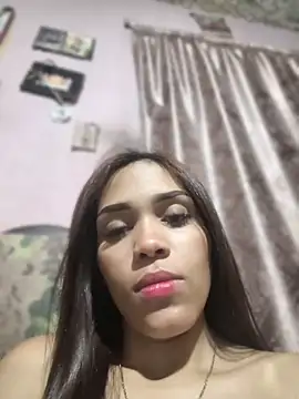 Snapshot of Cositarica_69 chatting on 26, 5, 2026 Cositarica 69 online show from 26, 5, 2026