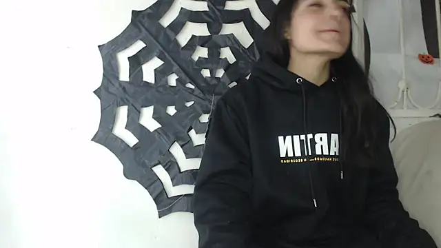 Snapshot of skinny_sweet2411 chatting on 3, 11, 2025 skinny sweet2411 online show from 3, 11, 2025