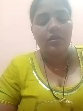 Snapshot of seemi_bhabhi chatting on 12, 3, 2025 seemi bhabhi online show from 12, 3, 2025