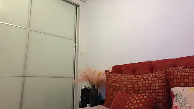 Snapshot of _Maddalena_ chatting on 3, 3, 2025 Maddalena online show from 3, 3, 2025